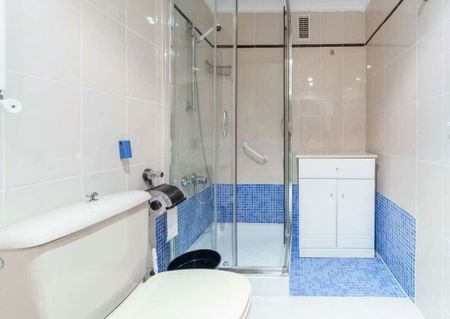 Carrer de Campoamor, Valencia, Valencian Community 46022 - Photo 3