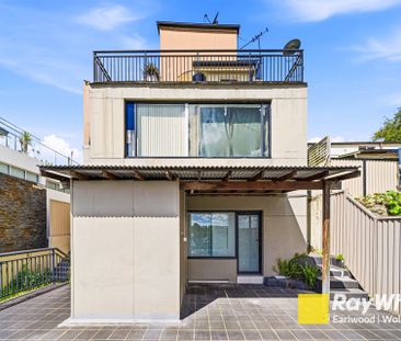 STYLISH RENOVATED STUDIO WITH PRIVATE COURTYARD IN ARNCLIFFE - Photo 4