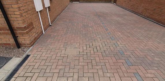 3 bedroom semi-detached house to rent - Photo 2