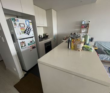 Stunning 1-Bedroom Apartment With View For Lease - Photo 5