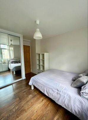 Lovely double room in Bethnal Green (close to Overground and Underground stations) - Photo 1