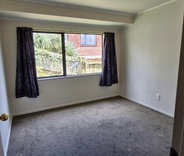 Sunny spacious quiet family home - Photo 3