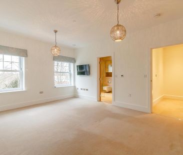 5 bedroom end of terrace house to rent - Photo 6