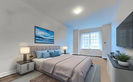 For Lease - 625 Sweetwater Crescent, Newmarket, Ontario - Photo 3