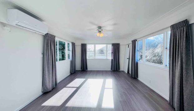 Large family home with 4 heatpumps in Mt Welli... - Photo 1