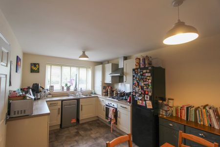 Stayers Road, Bessacarr, DONCASTER DN4 7FJ - Photo 3