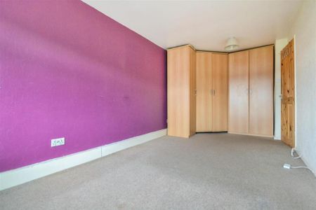 4 bedroom house to rent - Photo 2