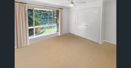 With Coffs Harbour CBD at your doorstep this private, low-maintenance property provides utter convenience with single level living. - Photo 2