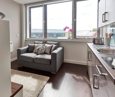 Studio to rent - Photo 1