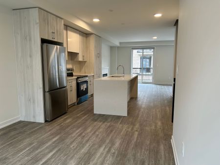 For Lease - 33 Chapple Lane, Richmond Hill, Ontario - Photo 2