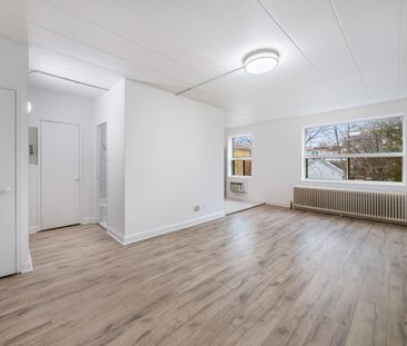 For Lease - 325 Sammon Avenue Unit# 102, Toronto, Ontario - Photo 1