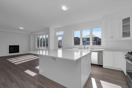 For Lease - 1 Dyer Crescent, Bracebridge, Ontario - Photo 5