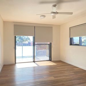 Modern 2 Bedroom Apartment - Affordable Housing - Photo 2