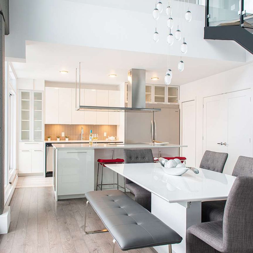 812 · 8e étage - Photo 1