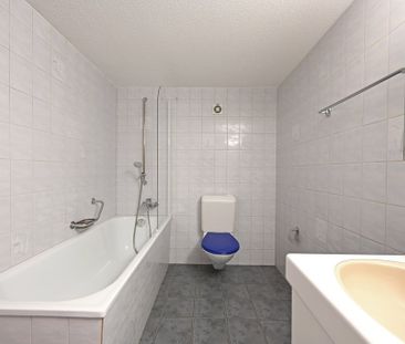 Frisch renovierte 2-Zimmer-Wohnung im grünen Signau! - Photo 4