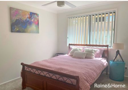 Spacious Family Home in Worrigee - Photo 5
