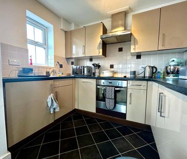 2 bedroom apartment to rent - Photo 6