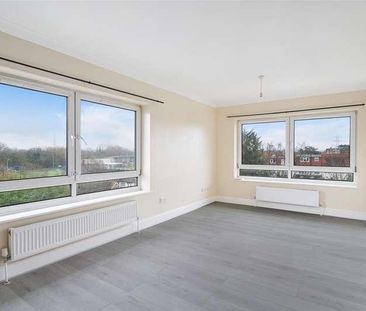 Pollard Road, Morden, SM4 - Photo 1