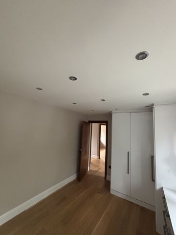 4 Bed Terraced House, Moat Crescent, N3 - Photo 3