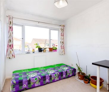 3 bedroom House in Gayhurst Close, Reading - Photo 3