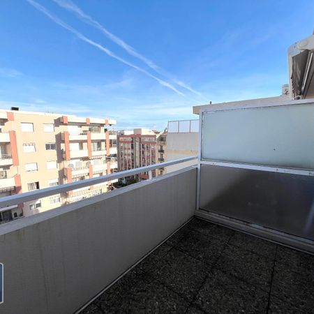 Location Appartement 1 pièce 16m² NICE 06000 - Photo 3