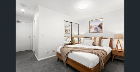 St.Leonards Sophistication: Studio Apartment Fully Furnished - Photo 3