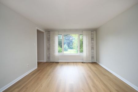 For Lease - 8 Birchbank Lane, Toronto, Ontario - Photo 5