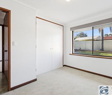 Spacious Family Home in Sought After Location - Lawnmowing Included... - Photo 6