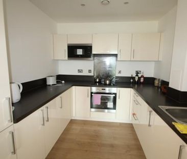 2 bedroom flat to rent - Photo 4