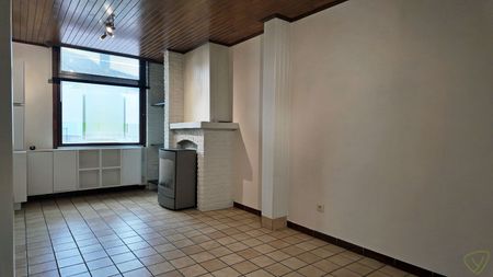 Gezellige stadswoning te huur met ruime garage en parking! - Photo 2