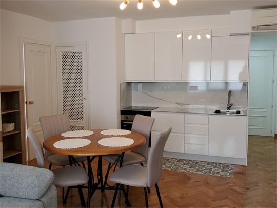 Piso de alquiler en Carrer de Don Juan de Austria, 4, Sant Francesc - Photo 1