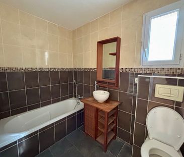 Location Maison 4 pièces 88m² TOURRETTE LEVENS 06690 - Photo 3