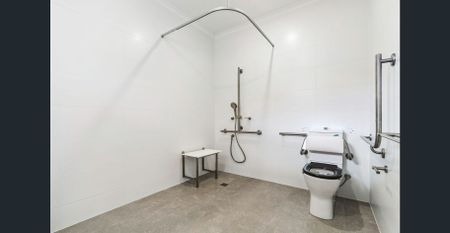 Brand New All access Studio Room ~ Self Contained with Private Courtyard AND Common Area Kitchen & Laundry - Photo 4