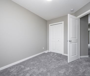 89 Carrington Boulevard, Calgary - Photo 6