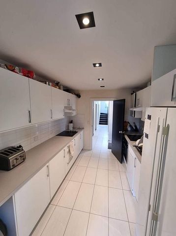 Fully furnished city centre ensuite - Photo 2