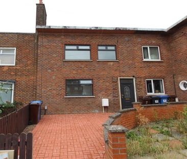 38 The Striaght, Belfast, BT6 0EP - Photo 4