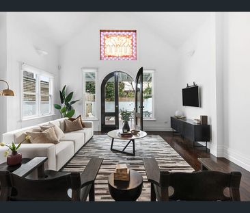 Welcome Home - Photo 2