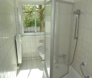 Plauen...mit Balkon! 2-Zi.-Whg. im 4. OG - frei ab Februar - Photo 6