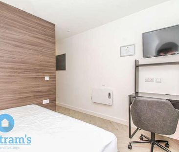 Professional Ensuite Rooms Inc Bills, Beeston, NG9 - Photo 6