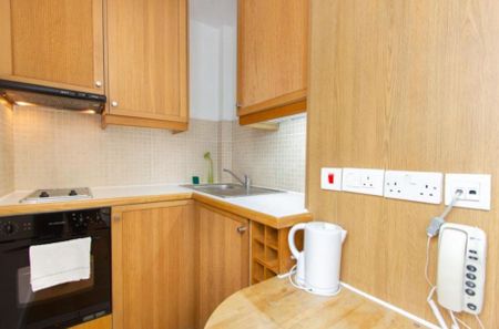 North Gower Street, NW1, London - Photo 4
