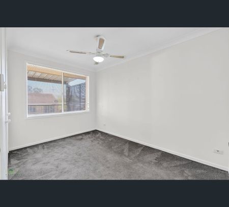 10 Roberts Place, McGraths Hill, NSW 2756 - Photo 4