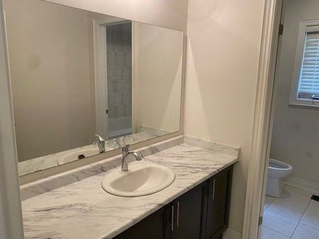 For Lease - 13 Swans Acre Trail, Brampton, Ontario - Photo 2
