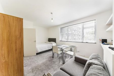 Studio to rent - Photo 3