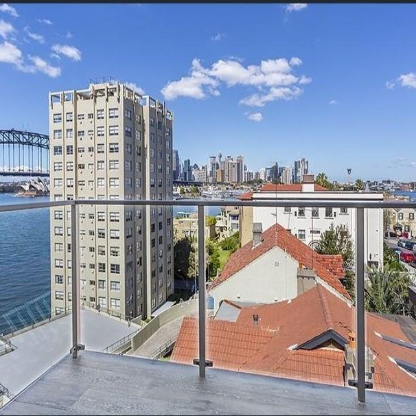 Breathtaking Views of Lavender Bay, Harbour Bridge, and Opera House! - Photo 1