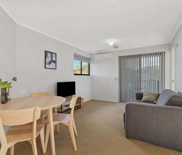 Inner-City Comfort in Leafy Kangaroo Point - Photo 1