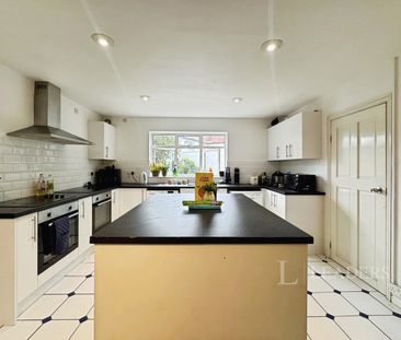 1 bedroom room to rent George Borrow Road, Norwich - Photo 4