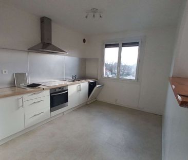 Location Appartement 4 pièces 77m² CUGNAUX 31270 - Photo 4