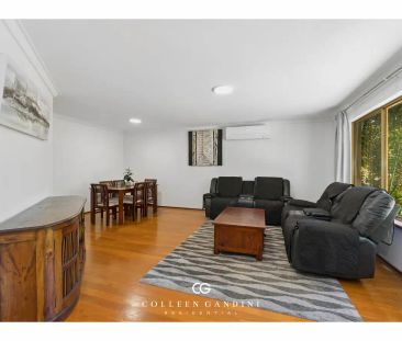 “FULLY FURNISHED AND CONVENIENTLY LOCATED COMMERCIAL / RESIDENTIAL ... - Photo 4