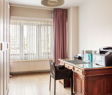 Appartement te huur in Antwerpen voor € 1.015 met 2 slaapkamers - Photo 3