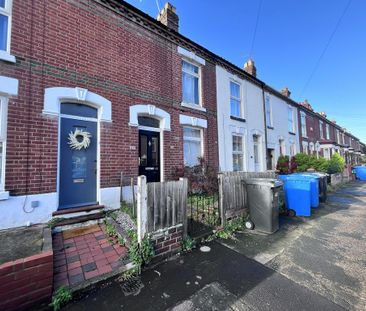 2 bedroom terraced house to rent - Photo 3
